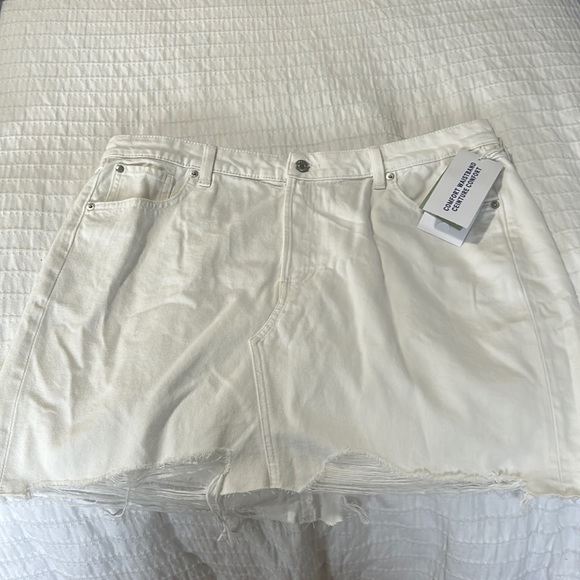 White H&M denim skirt - Picture 1 of 1